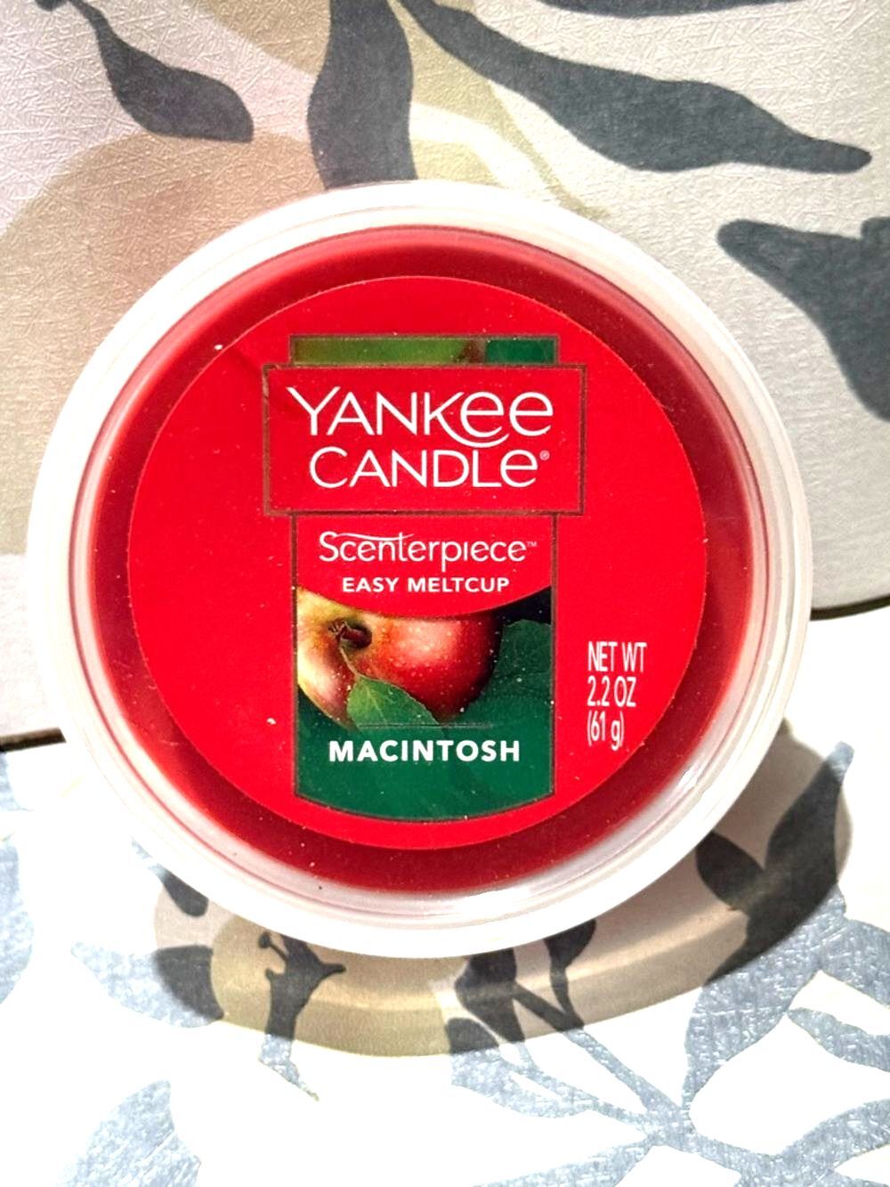 Yankee Candle Macintosh Scenterpiece Easy MeltCup - Red with Green Label